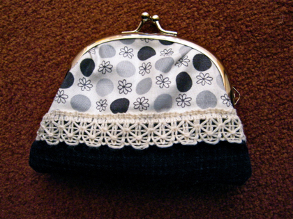 Flowerpurse.jpg
