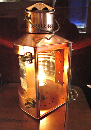 toplight3.jpg